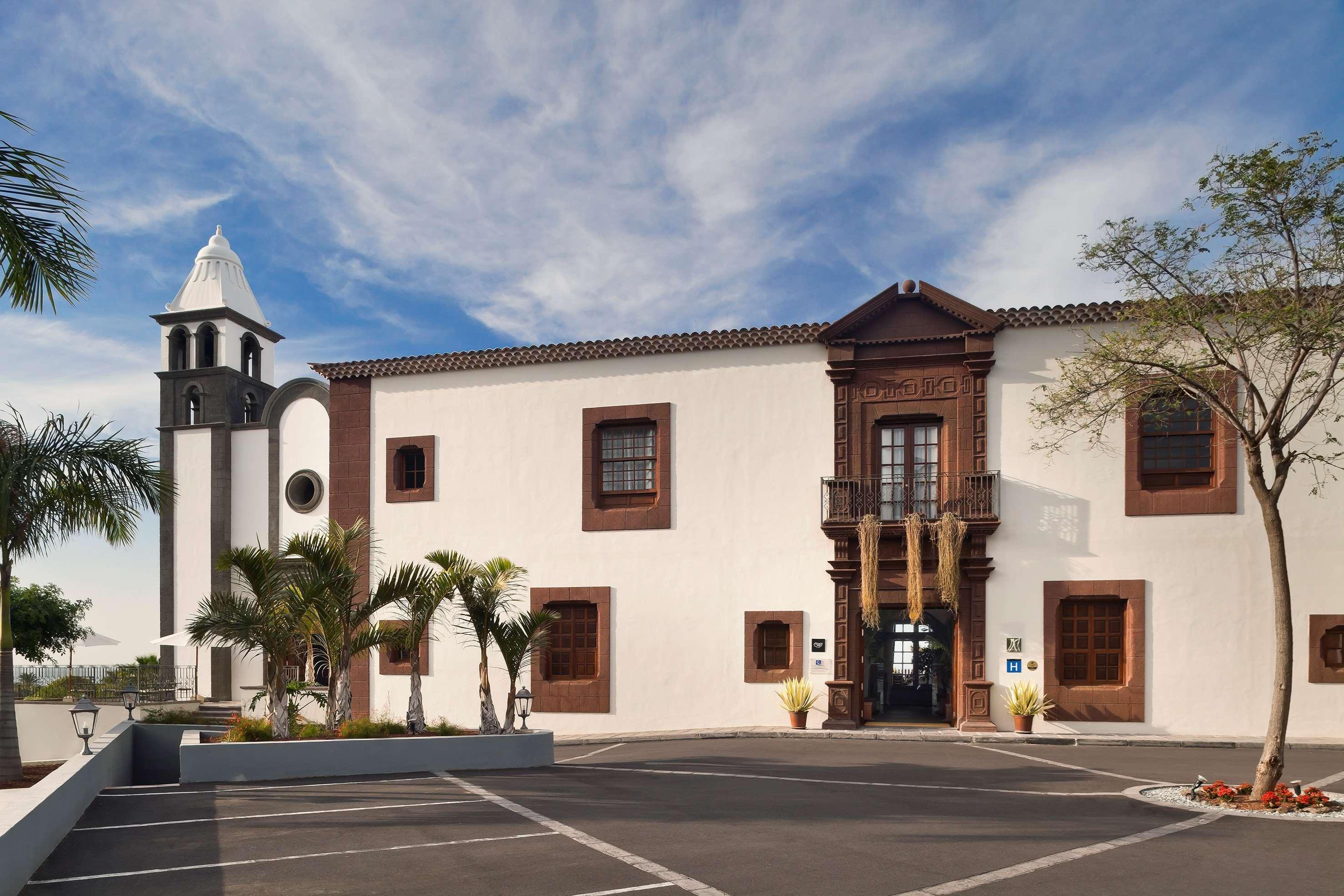 Hotel Hacienda del Conde member of Meliá Collection - Adults Only Buenavista Del Norte Esterno foto Iglesia de San Bartolomé